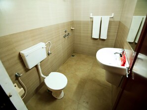 Free toiletries, towels