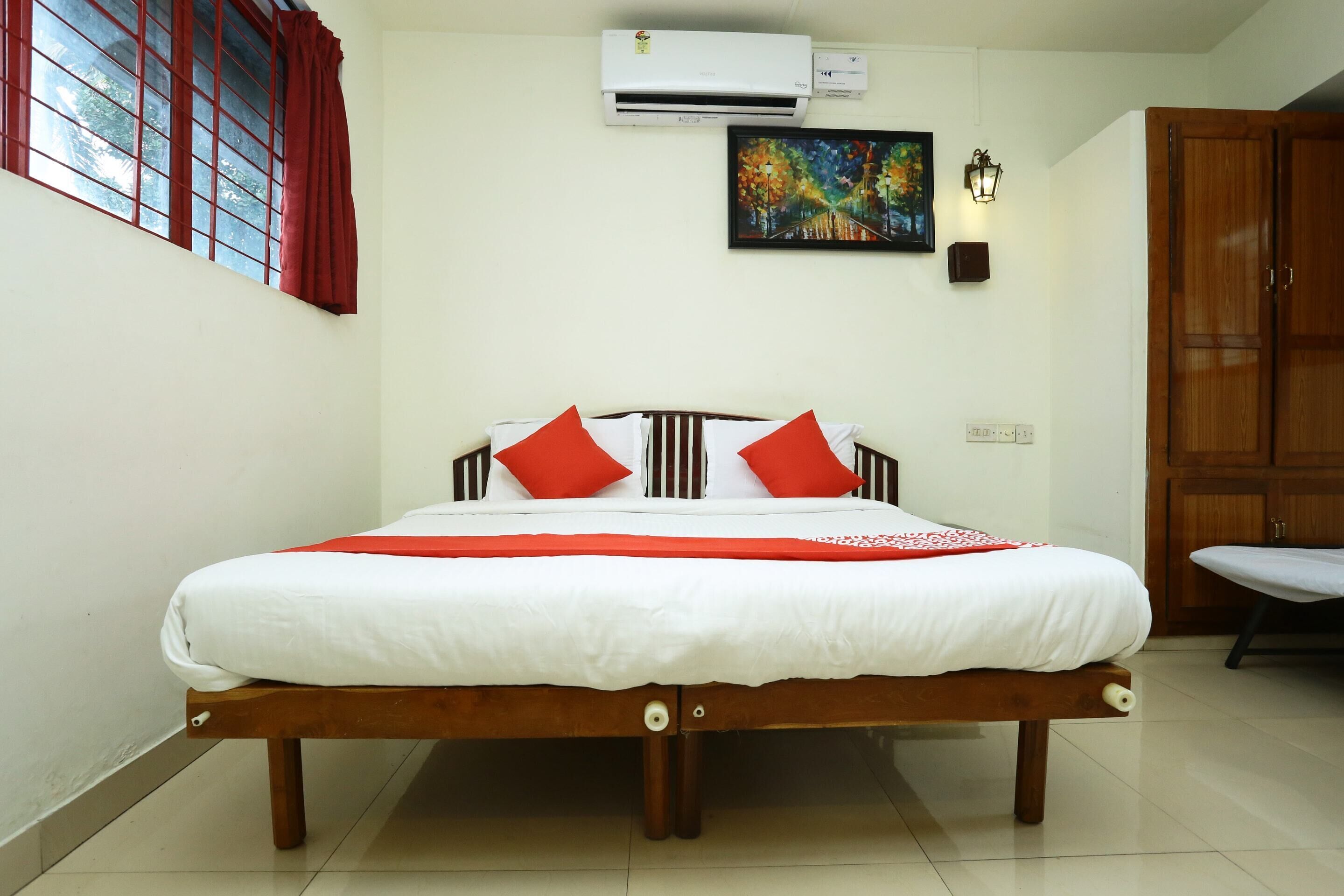 Double or Twin Room | Free WiFi