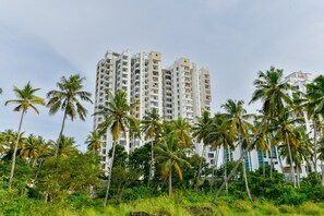 Exterior - OYO Flagship 10051 Hotel Tyche Stays (Thiruvananthapuram)