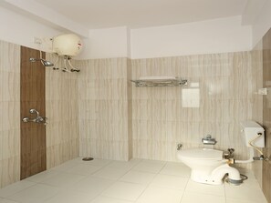 Double or Twin Room | Bathroom