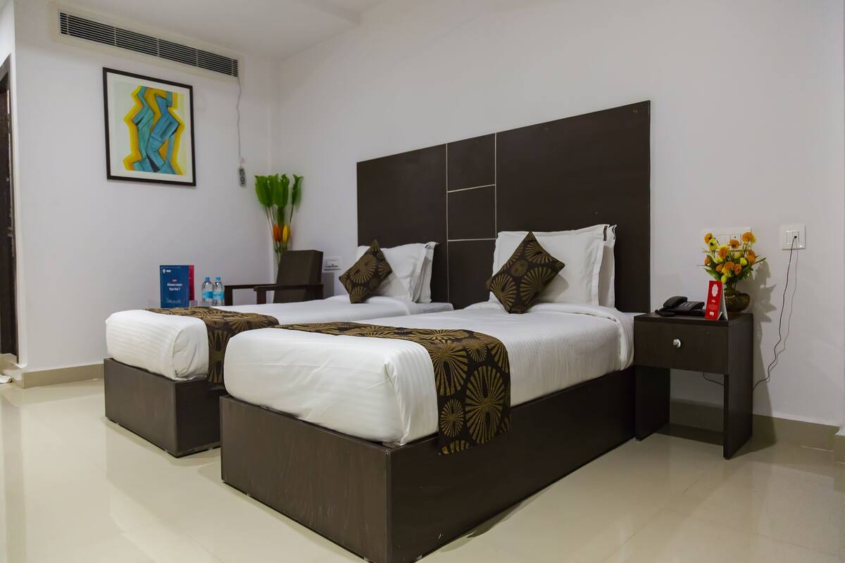 Free WiFi, bed sheets