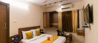 OYO 5660 Hotel Sree Residency