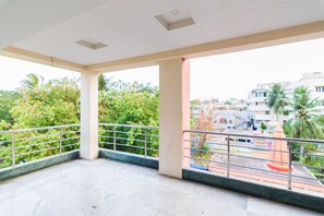 Double or Twin Room | Terrace/patio