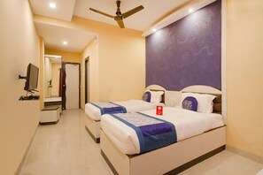 Standard Double Room | Desk, blackout curtains, free WiFi, bed sheets - CAPITAL O 11079 Hotel Prestige (Hyderabad)