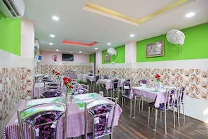 Restaurant - OYO 10493 MS Residency (Bhubaneshwar)