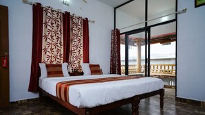 Standard Double Room | WiFi (free) - OYO 10644 M S Holiday Resort (Devikolam)