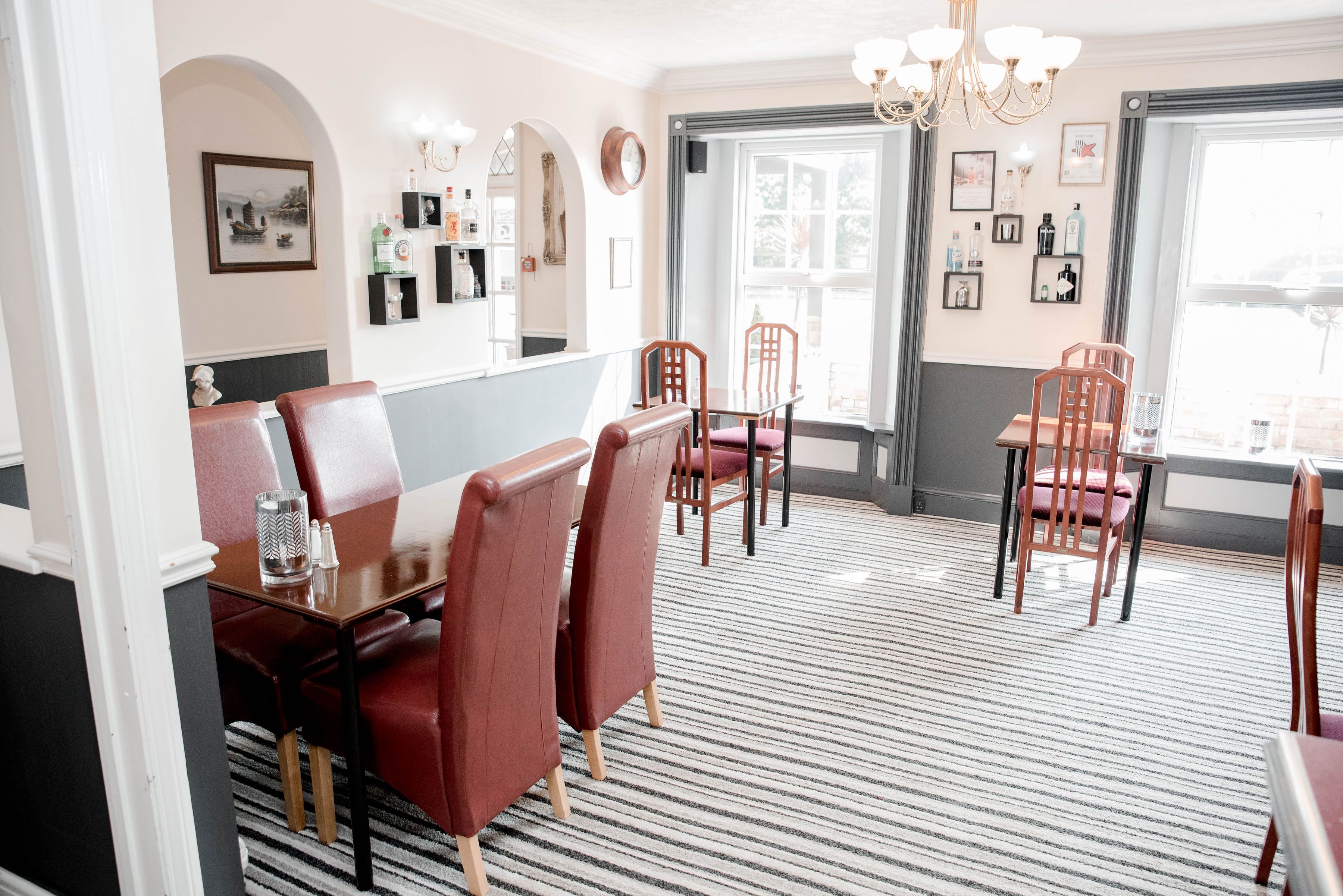 Tägliches englisches Frühstück (9.95 GBP pro Person)