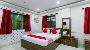 Deluxe Room | Bed sheets - OYO 11368 DK Inn (Kolkata)