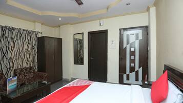 Standard Double Room | Free WiFi