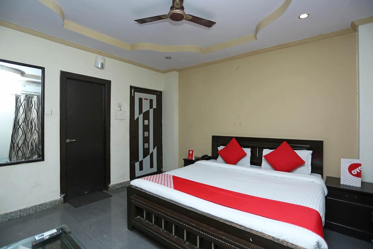 Standard Double Room | Free WiFi