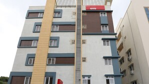 Ảnh chưa phân loại, 3 trong số 23 ảnh, nút