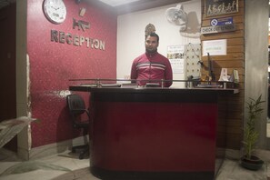 Reception - OYO 10908 Hotel North Point (Siliguri)