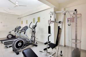 Gym - OYO 20008 SilverKey Madhapur (Hyderabad)