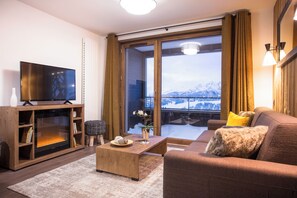 Sèche-cheveux, serviettes fournies, savon