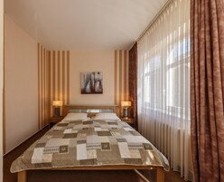 Desk, free WiFi, bed sheets