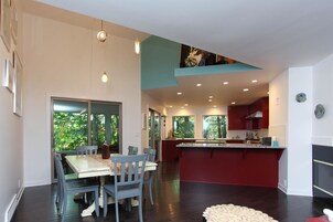 Refrigerador, microondas, lavavajillas, cafetera/tetera