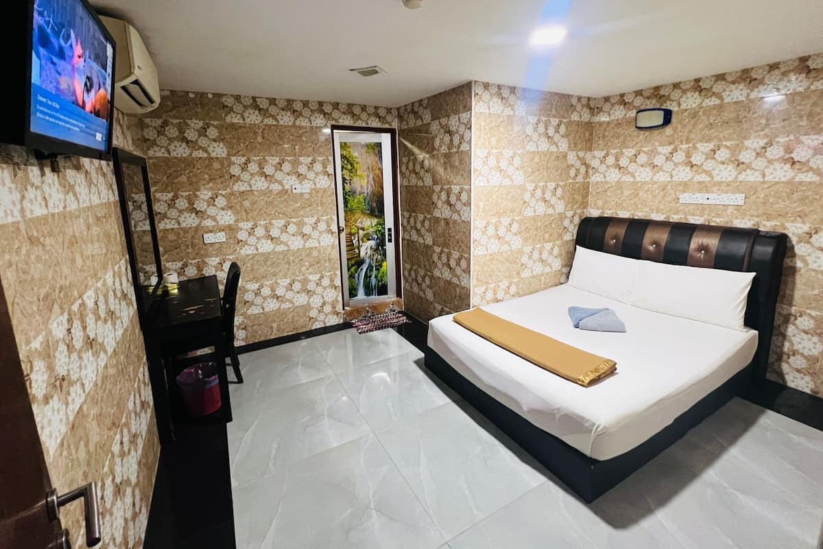 Double Room | Desk, WiFi (free)