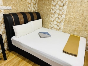 Habitación doble | Escritorio y wifi gratis