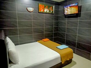 Double Room | Desk, free WiFi