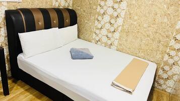 Double Room | Desk, free WiFi