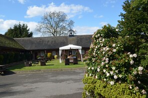 Garden - The Royal Arms (room only) (Nuneaton)