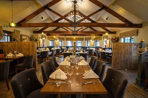 The Royal Arms (room only)