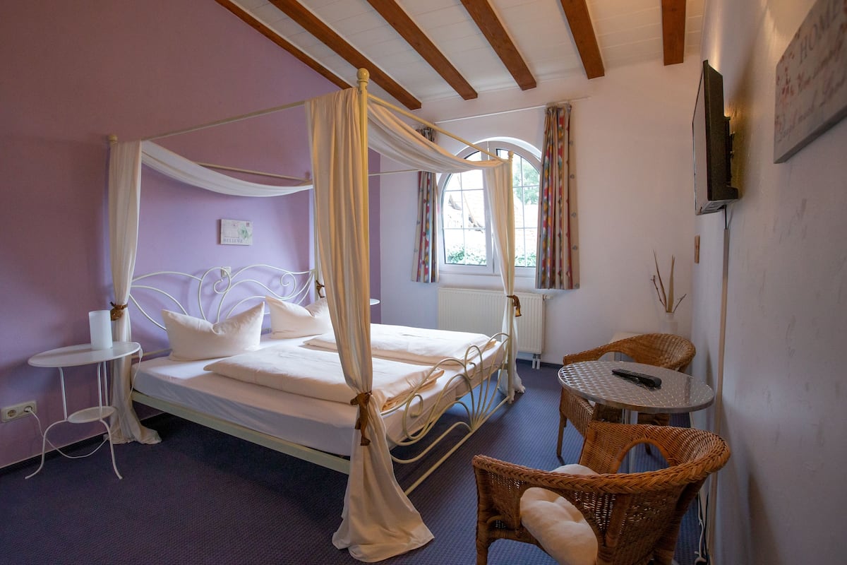 Deluxe Room | Front of property