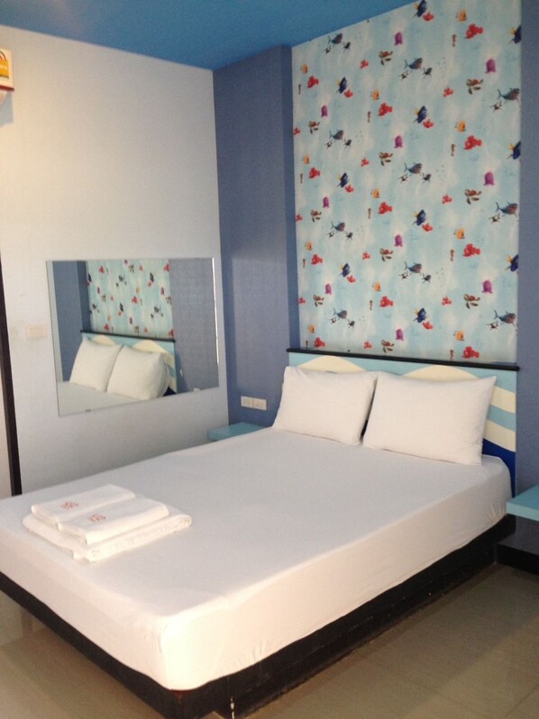 Double Room | Free WiFi, bed sheets - U2 Inn (Hat Yai)