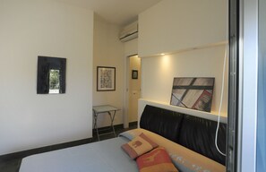 Chambre Confort, terrasse, vue mer | Wi-Fi gratuit, draps fournis