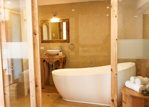 Baignoire relaxante profonde