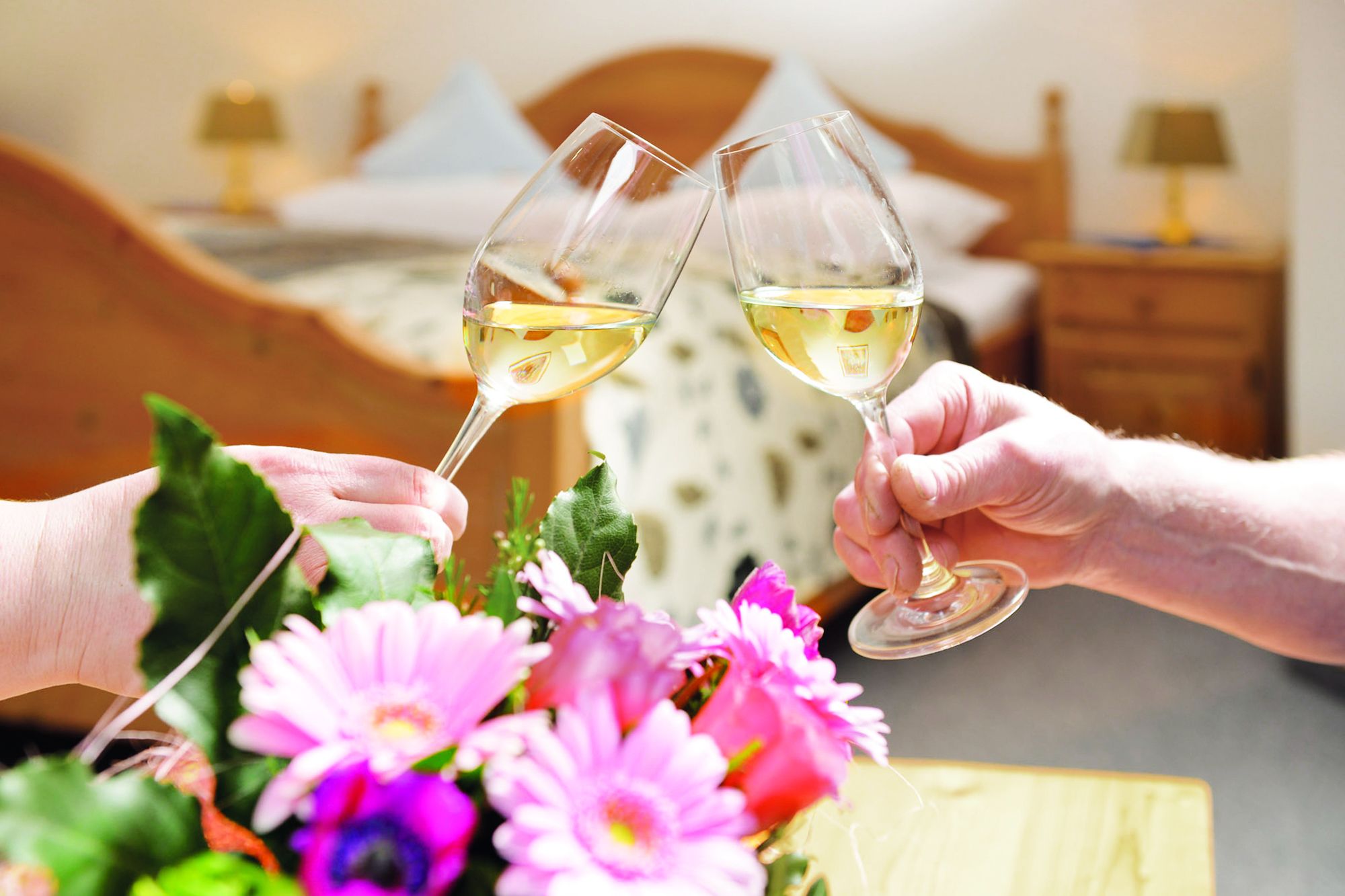 double room | hypo-allergenic bedding, in-room safe, desk, free cots/infant beds