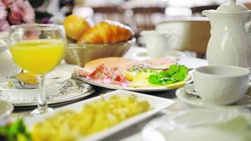 Inbegriffenes Frühstücksbuffet