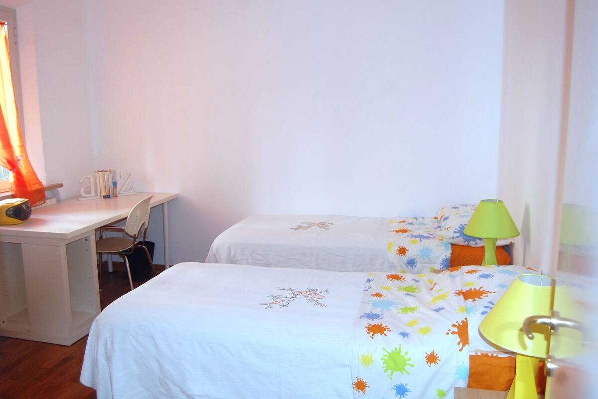 Soundproofing, iron/ironing board, free WiFi, bed sheets