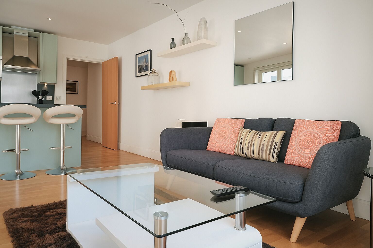 Executive Apartment, 1 Bedroom, City View | Living area | Flat-screen TV