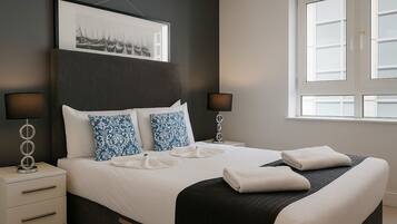 1 bedroom, individually decorated, individually furnished