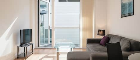 Deluxe Apartment, 1 Bedroom | Living area