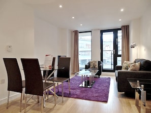 Living room - Still Life Southwark Executive (London)