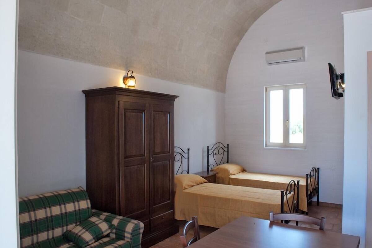 Estudio, cocineta | Cunas, wifi gratis y ropa de cama