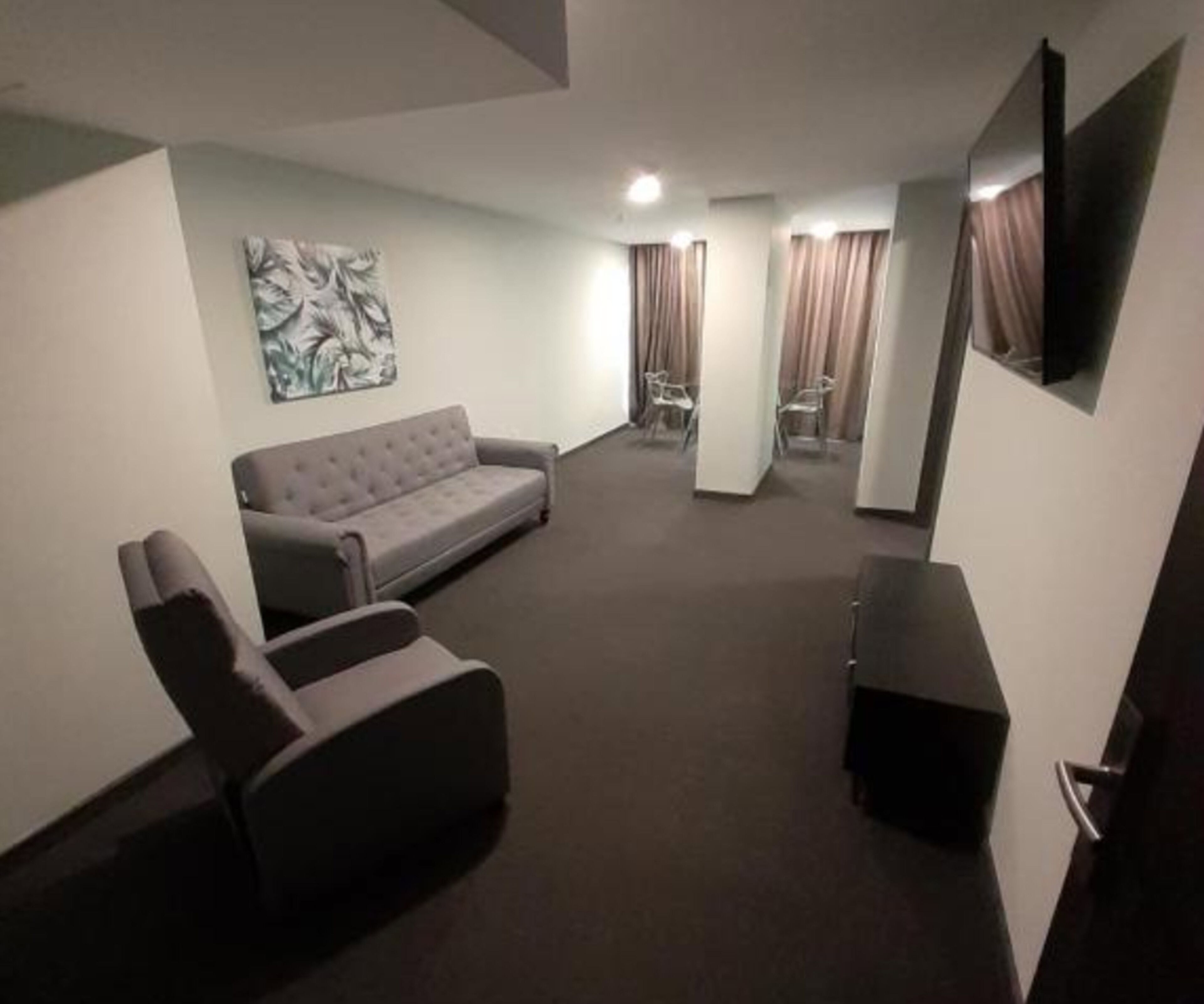 Foto - Innfiniti Hotel & Suites