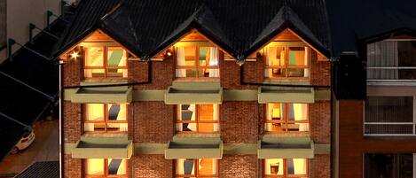 Front of property – evening/night