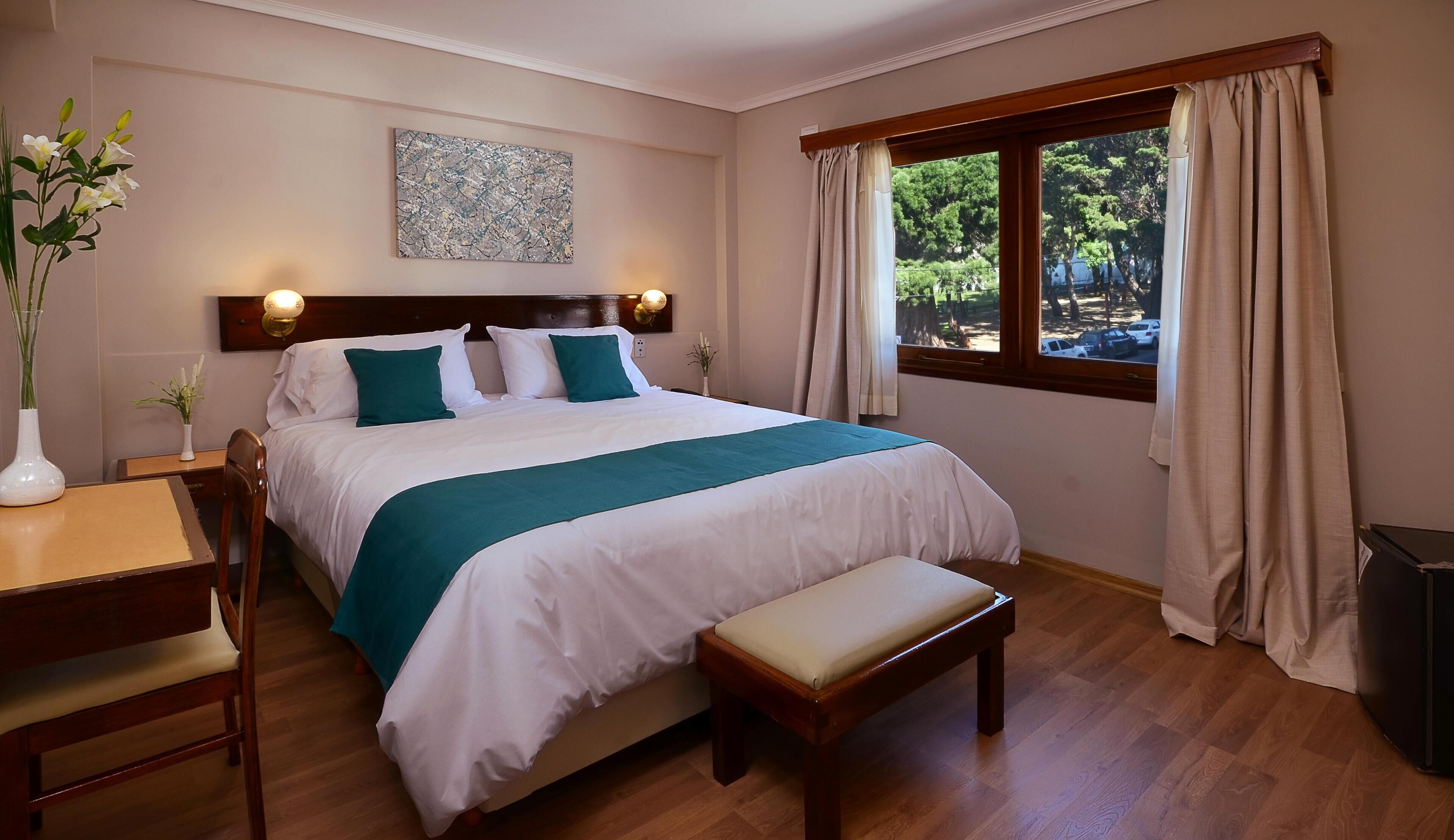 In-room safe, desk, free WiFi, bed sheets
