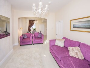 Interior - 18 Shaftesbury Avenue (Belfast)