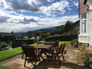 Terrace/patio - The Knowe Guest House (Callander)