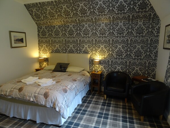 Classic Double Room - The Knowe Guest House (Callander)