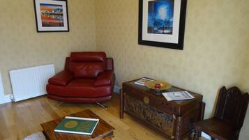 Kawasan tempat duduk lobi