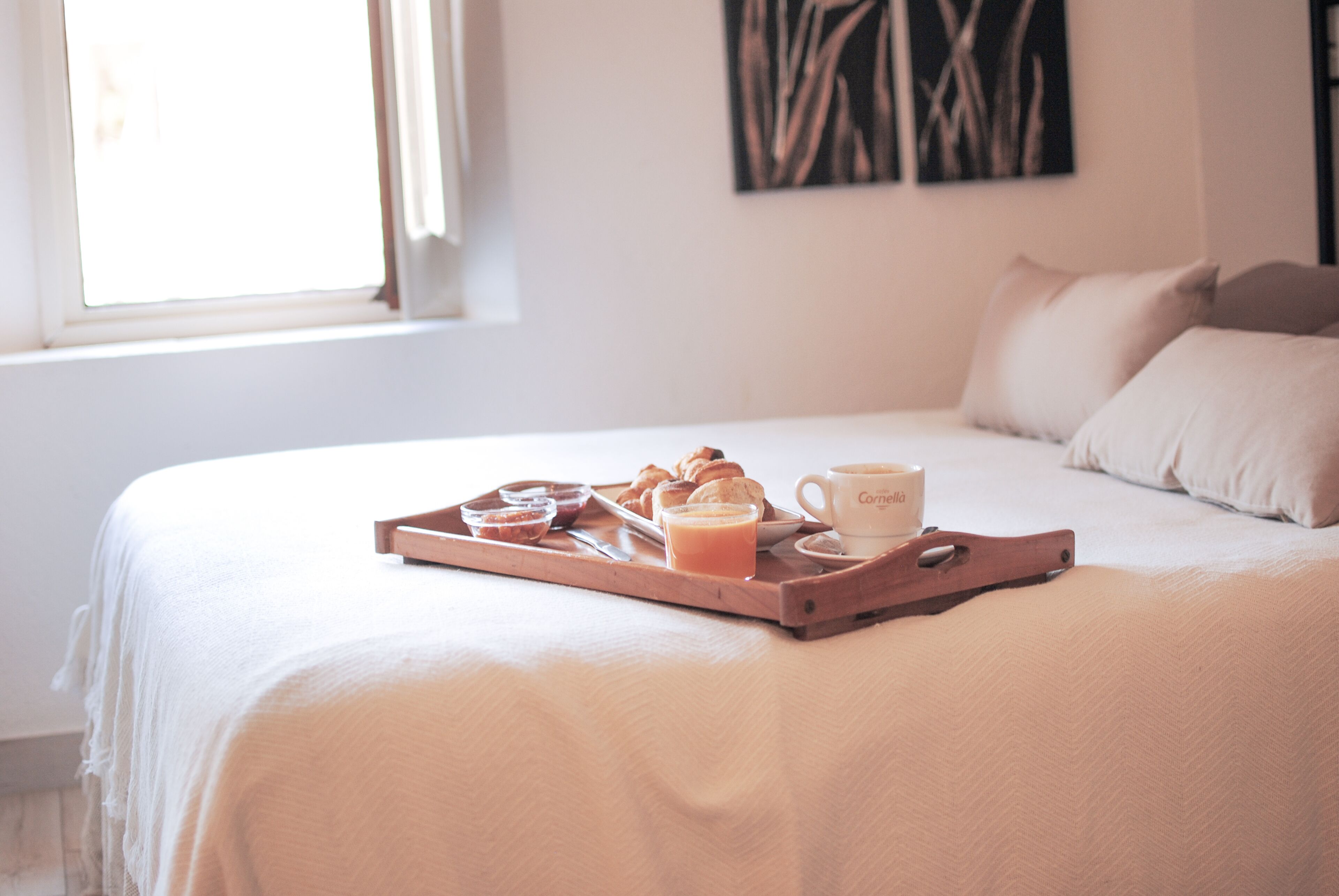 Rideaux occultants, fer et planche à repasser, Wi-Fi gratuit