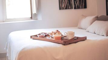 Rideaux occultants, fer et planche Ă repasser, Wi-Fi gratuit