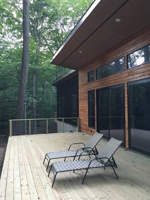 Design-Haus, 3 Schlafzimmer, Whirlpool | Terrasse/Patio