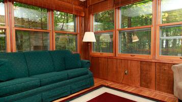 House, 3 Bedrooms, Lakeside | 1 bedroom, free WiFi