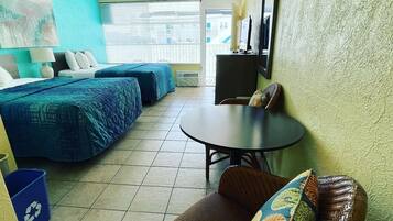 Standard Room, 2 Double Beds